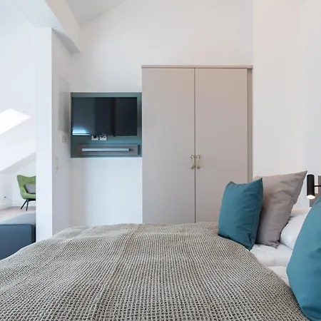 Westside Arthotel