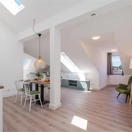 Westside Arthotel 4*