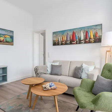 Westside Arthotel Apartment *