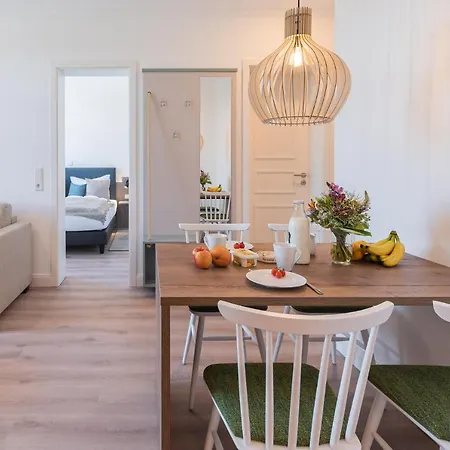 Westside Arthotel Apartment *