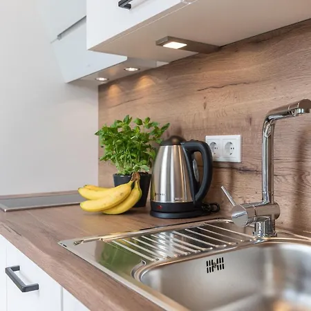 Westside Arthotel 아파트 4*