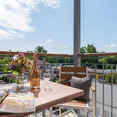 Westside Arthotel Apartment Kuehlungsborn