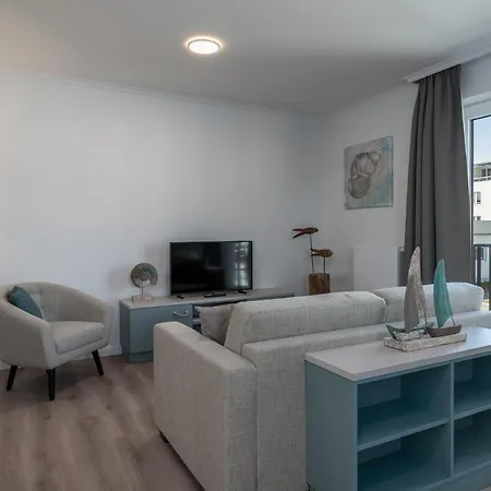 Westside Arthotel 4*