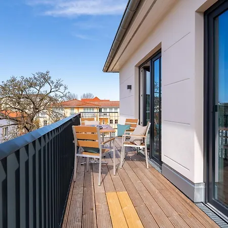 Westside Arthotel Apartment *