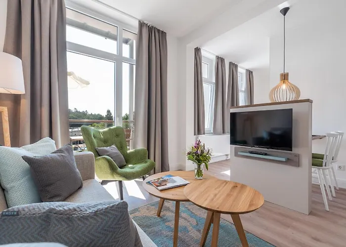 Westside Arthotel