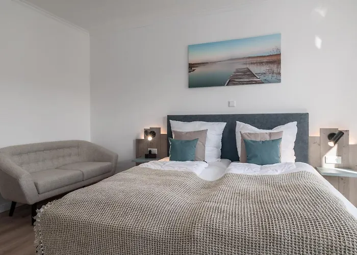 Westside Arthotel