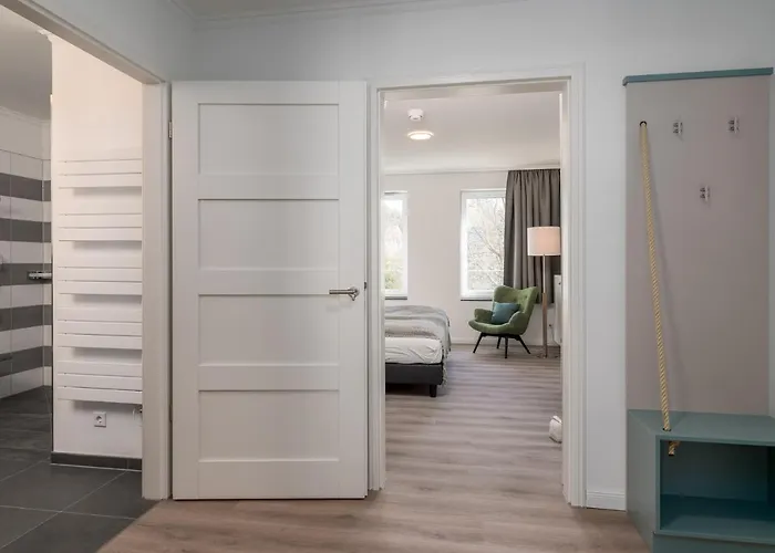 Westside Arthotel 아파트 4*